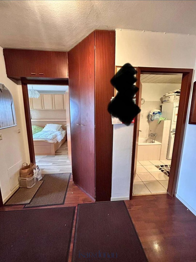 Flur Ansicht Schlafzimmer/Badezimmer